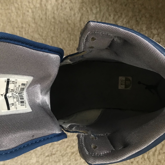 Air Jordan 1 Mid True Blue 554724-107 Sz10 *Rare* - Picture 7 of 7